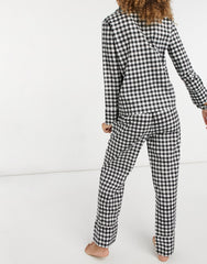 Black Color Digital Abstract Printed loungewear/Nightsuit For Women With Pants.