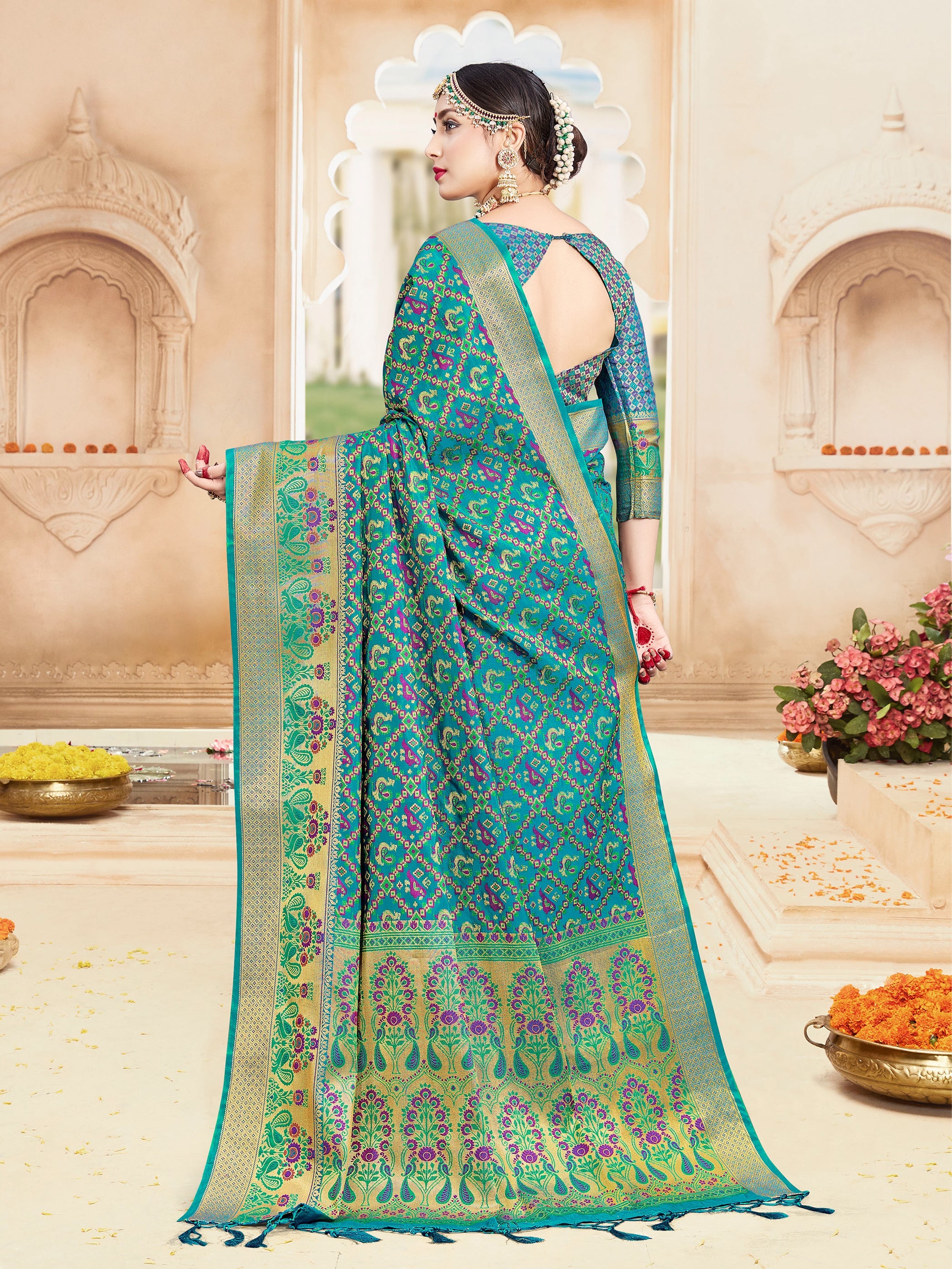 Elegant Turquoise Banarasi Art Silk Woven Saree : Perfect for Weddings & Formal Events