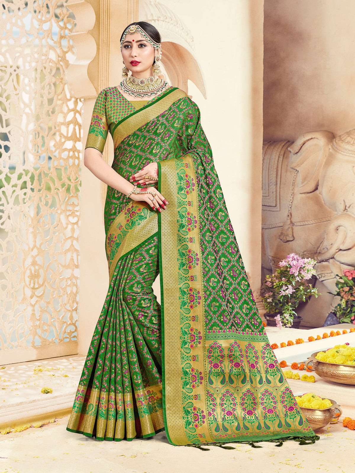 Beautiful `Green Banarasi Art Silk Woven Saree : Perfect for Weddings & Formal Events