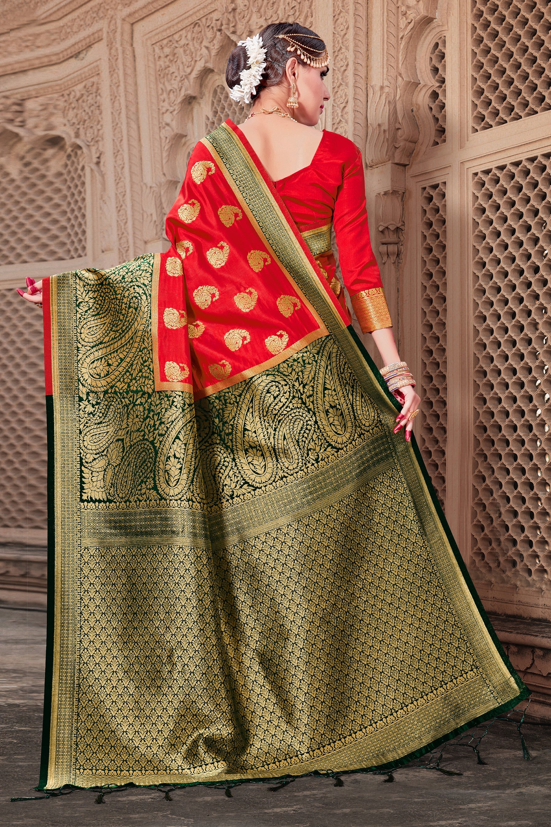 Beautiful Red Banarasi Art Silk Woven Saree : Perfect for Weddings & Formal Events