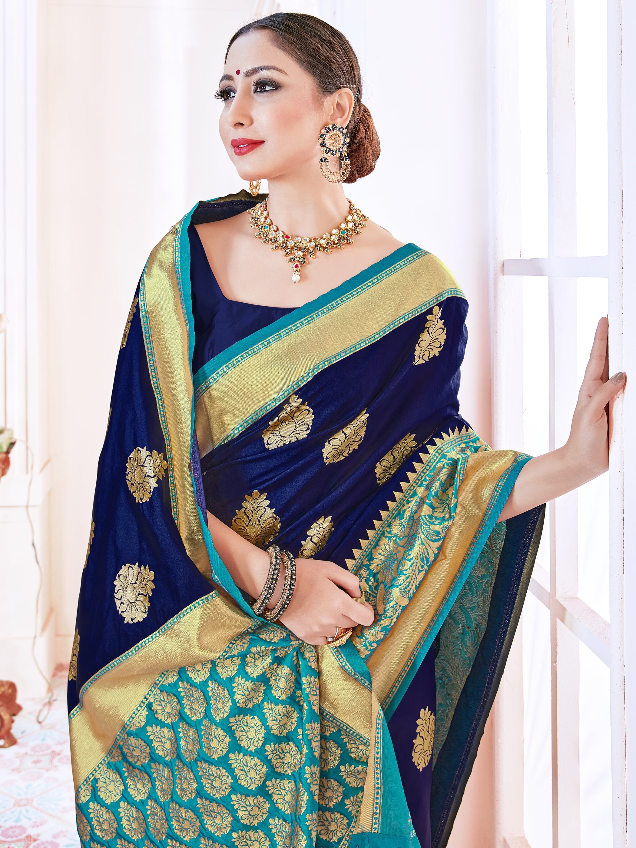 Stunning Navy Blue Banarasi Art Silk Woven Saree : Perfect for Weddings & Formal Events