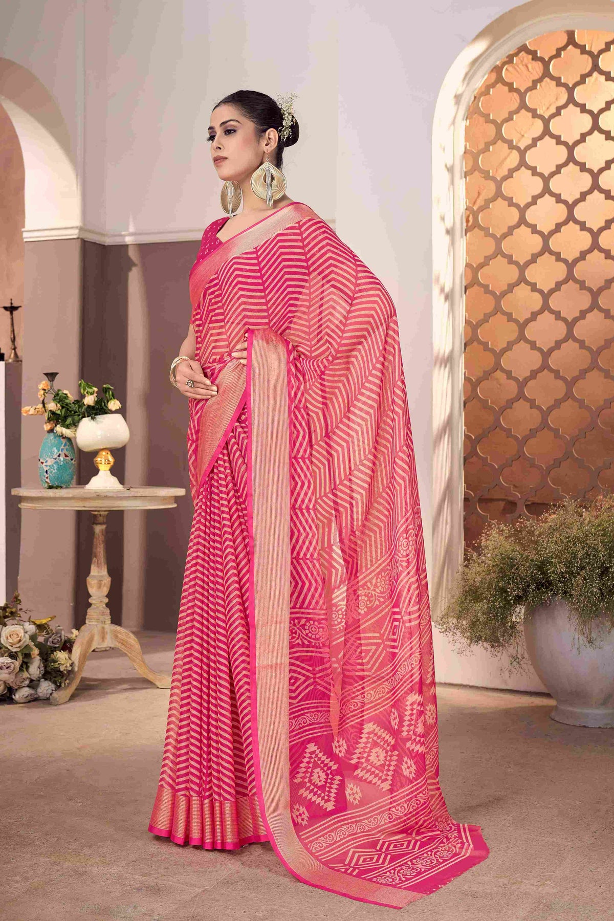 Elegant Pink Chiffon Zigzag Saree: Lightweight, Vibrant, and Versatile Fashion