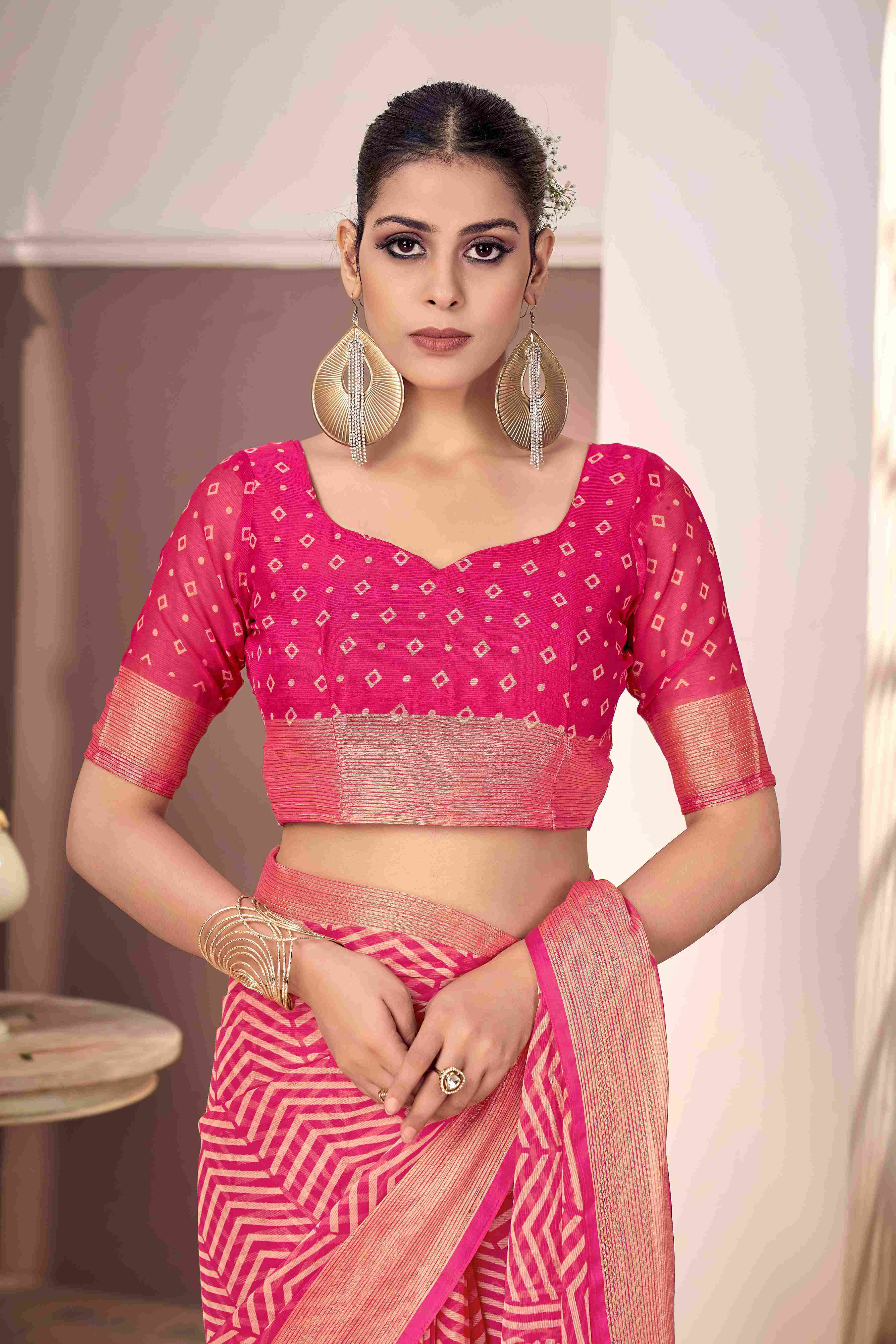 Elegant Pink Chiffon Zigzag Saree: Lightweight, Vibrant, and Versatile Fashion