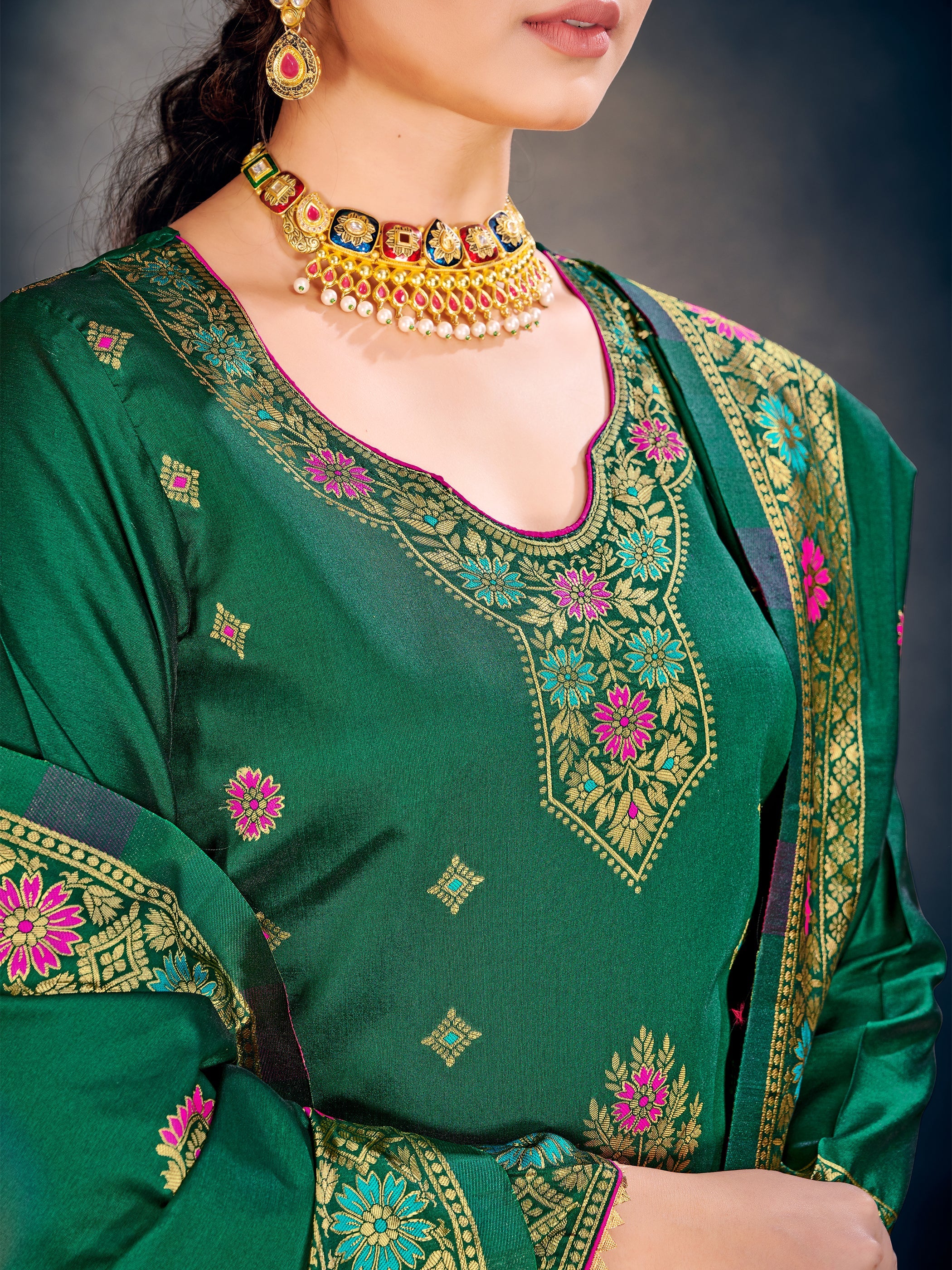 Exquisite Green Poly Silk Banarasi Kurta Set: Tradition Meets Modern Elegance