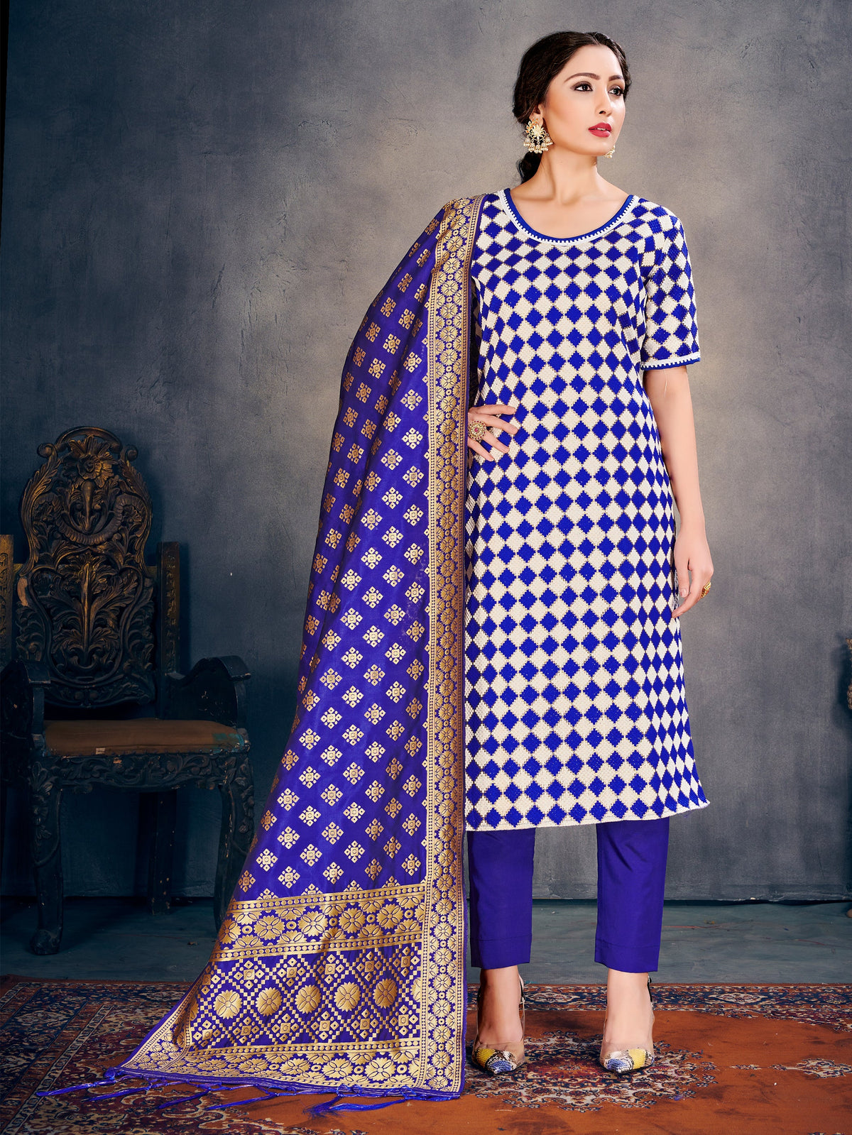 Exquisite Blue Poly Silk Banarasi Kurta Set: Perfect for Festive Occasions