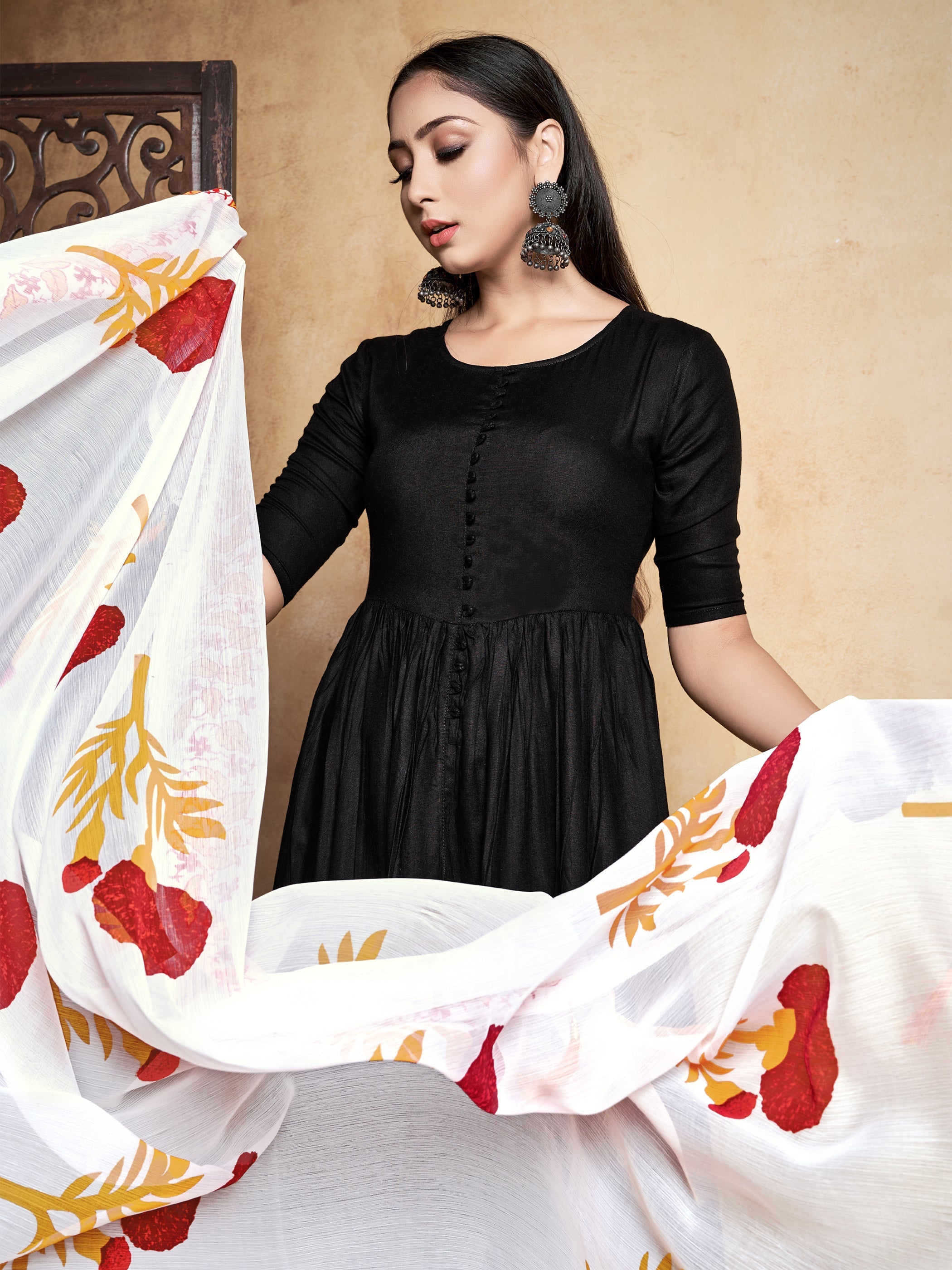 Elegant Black Rayon Printed Kurta Set: Stylish, Comfortable & Versatile Outfit