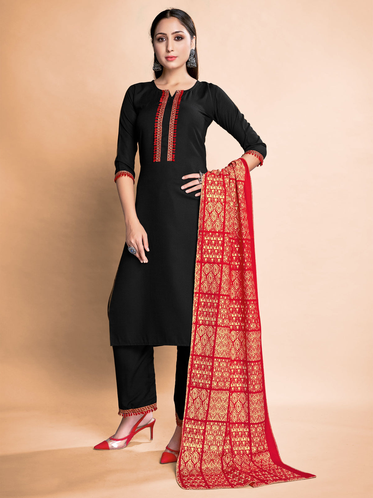 Stunning Black Rayon Foil Printed Kurta Set: Elegance for Festive Occasions