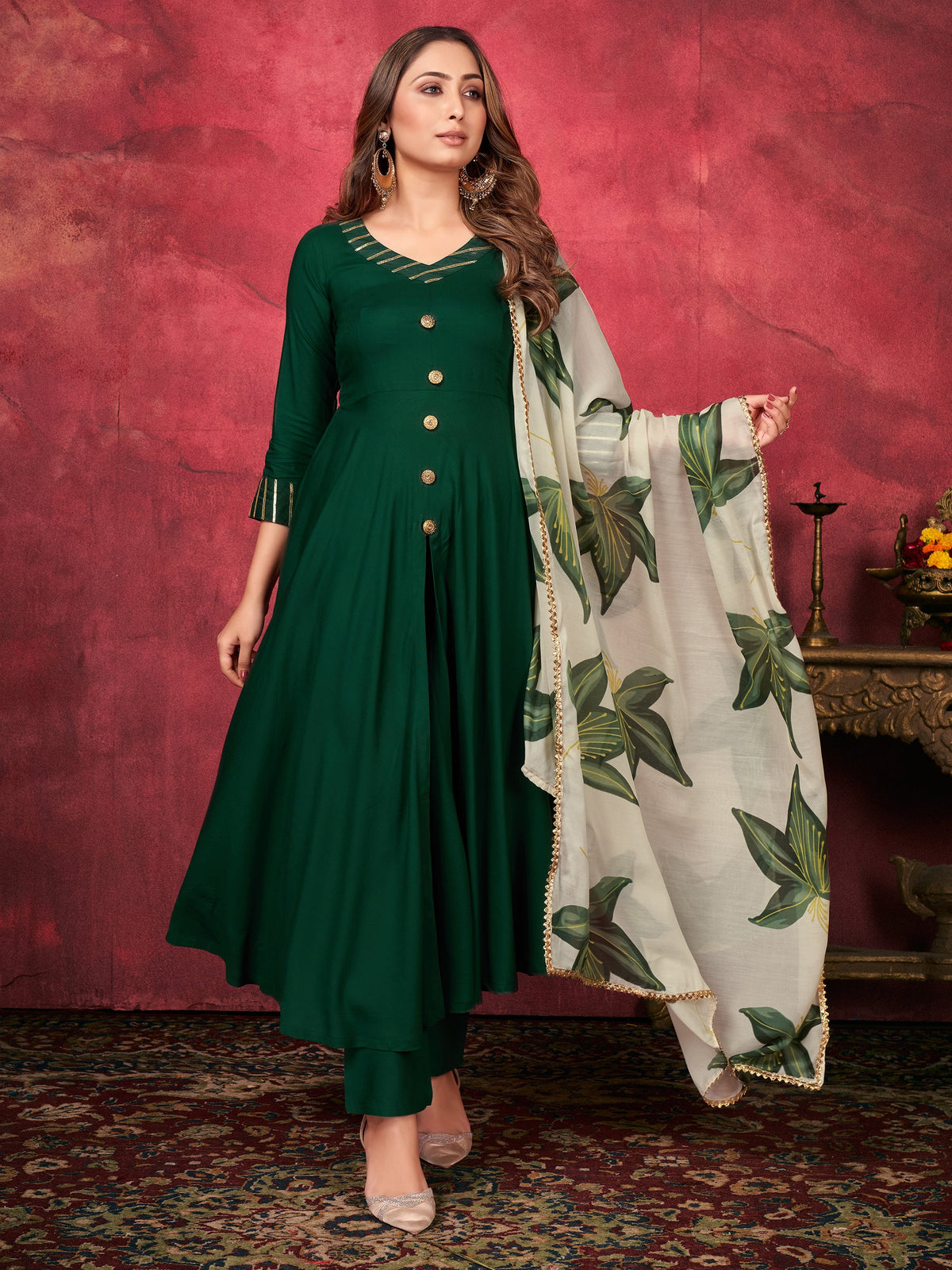 Elegant Dark Green Rayon Kurta Set: Timeless Design for Any Occasion & Comfort