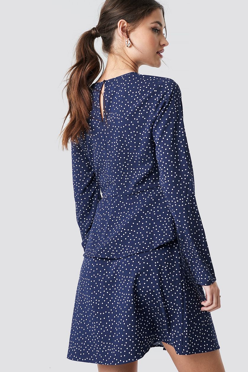 Stylish Blue Polka Dot Short Dress with Flounce Layers & Long Sleeves