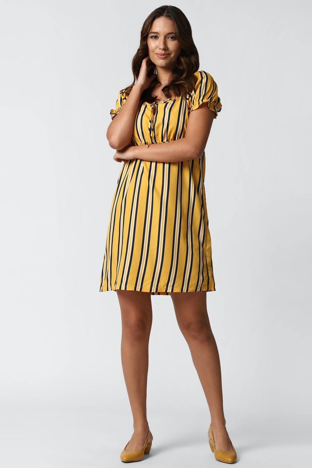 Yellow A-line Polyester Short Dress with Abstract Print & Short Sleeves