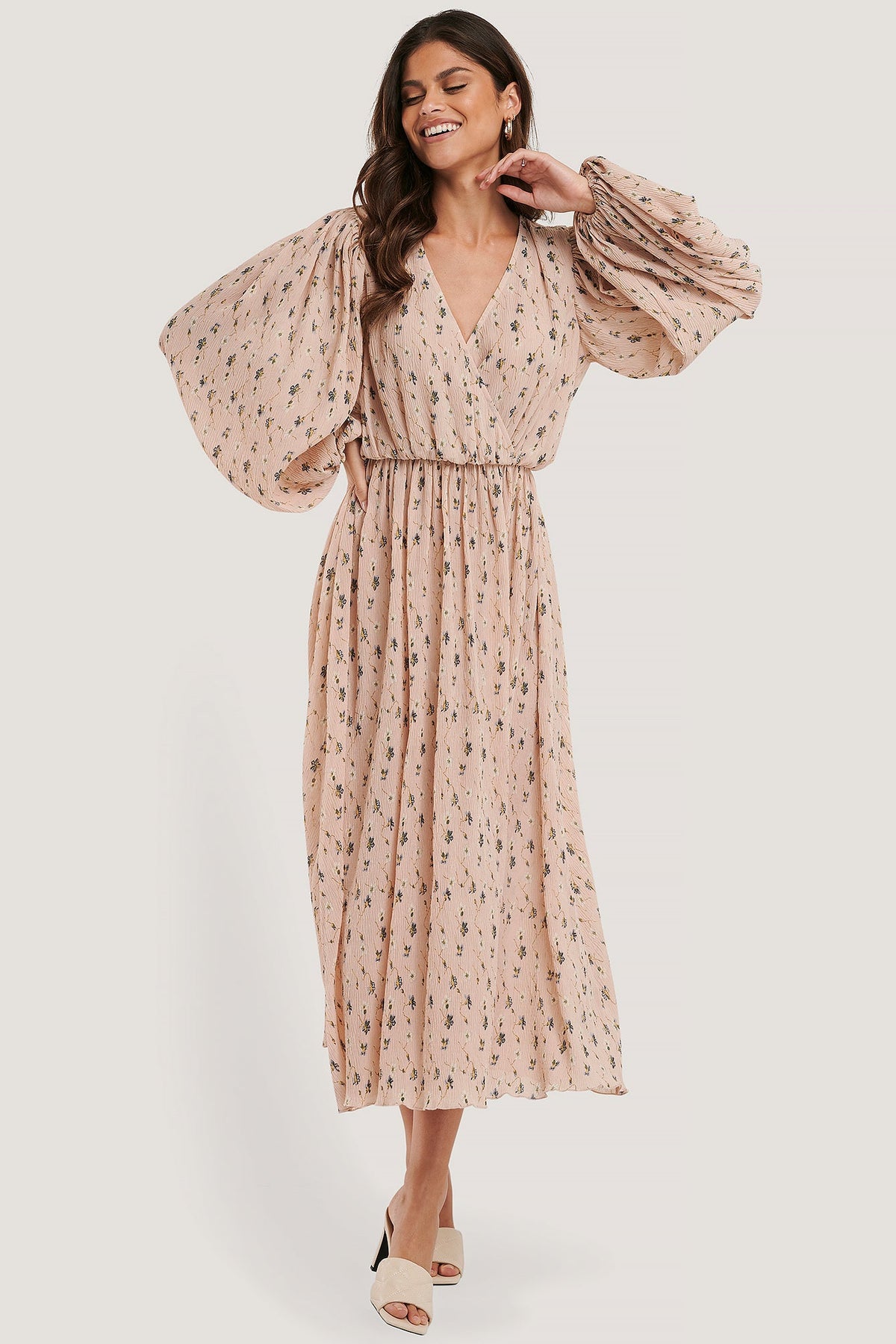 Chic Beige Georgette V Neck Dress with Floral Print & Balloon Sleeves