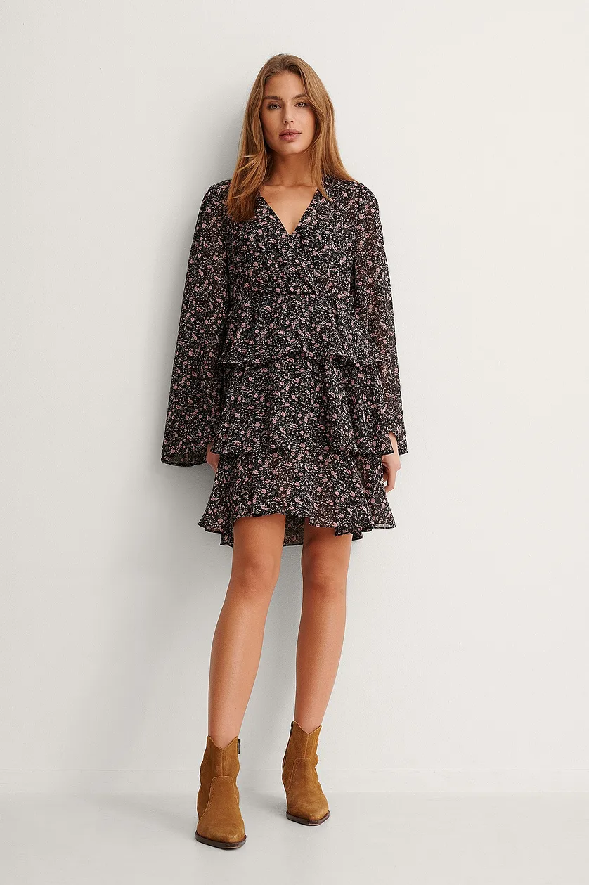 Stylish Black Floral Print Georgette Kimono Dress with Layered Flounce