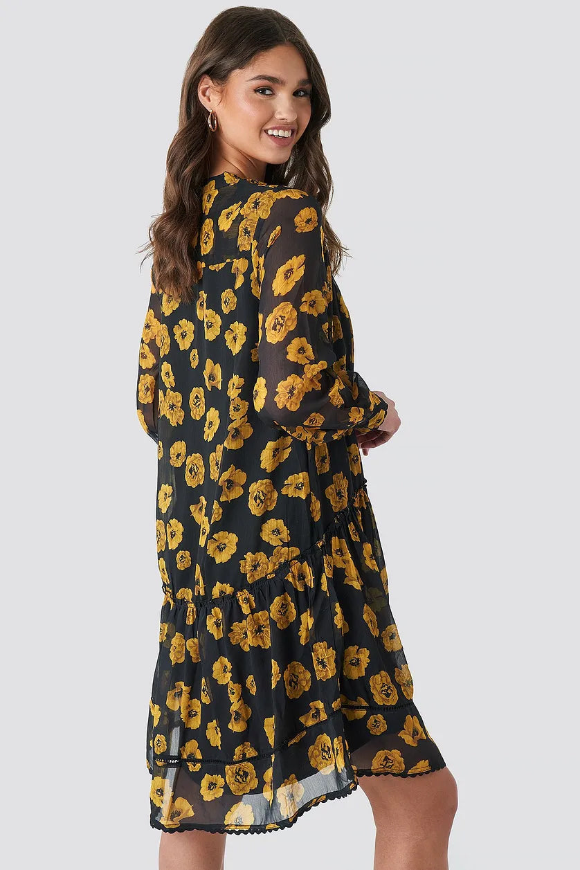 Chic Black Boho Georgette Dress with Floral Print & Puff Sleeves - Shop Now