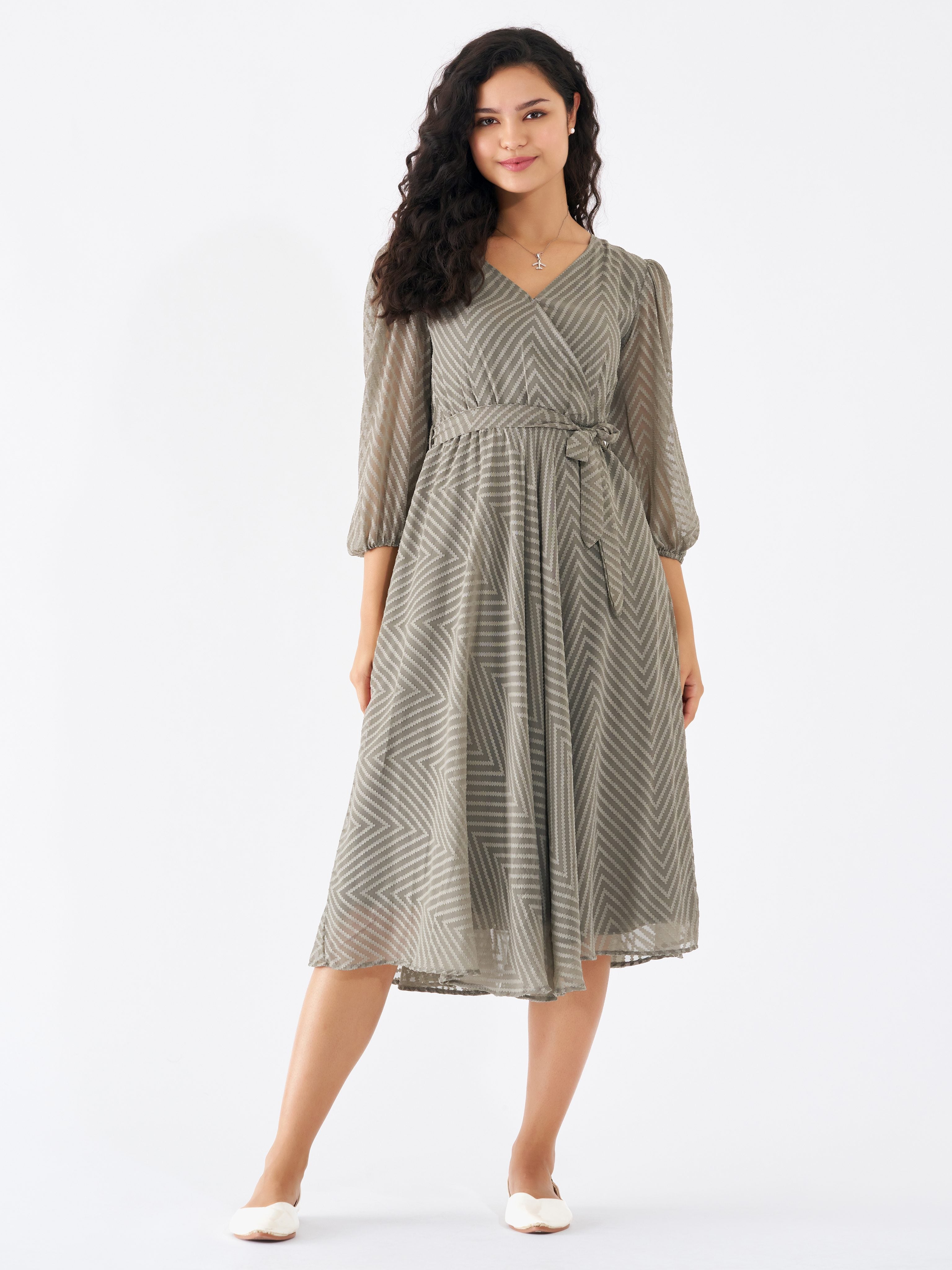 Elegant Grey Chiffon Brasso Dress with Swiss Dot, Puff Sleeves & Tie-Up Belt