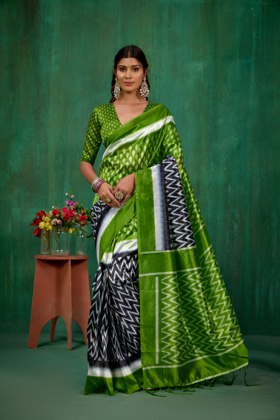 Shop Elegant Black Mysore Art Silk Printed Ready to Wear Saree Online - Best Prices