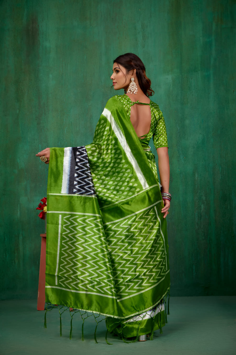 Shop Elegant Black Mysore Art Silk Printed Ready to Wear Saree Online - Best Prices