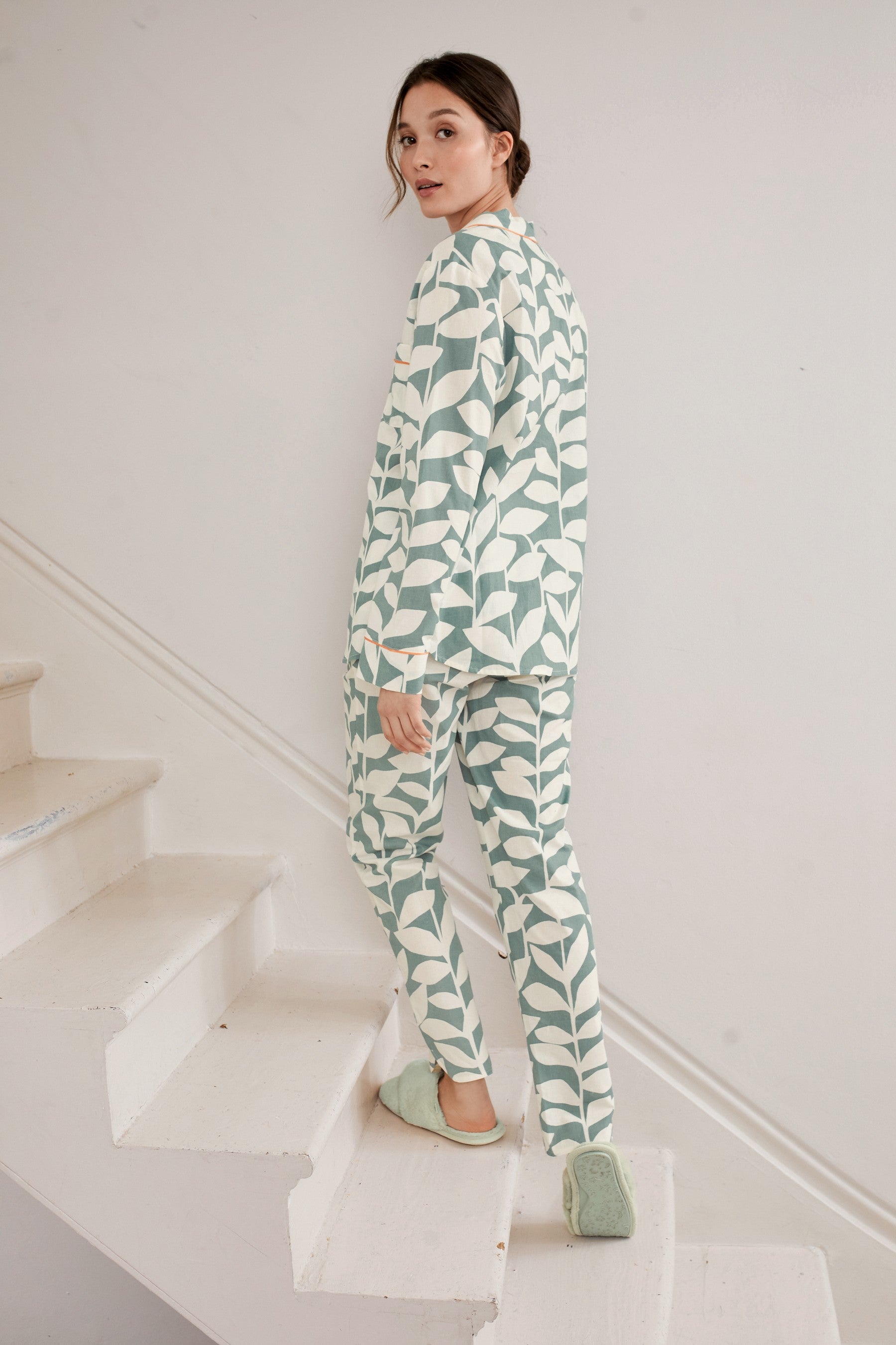Gray Color Digital Abstract Printed loungewear/Nightsuit For Women With Pants.