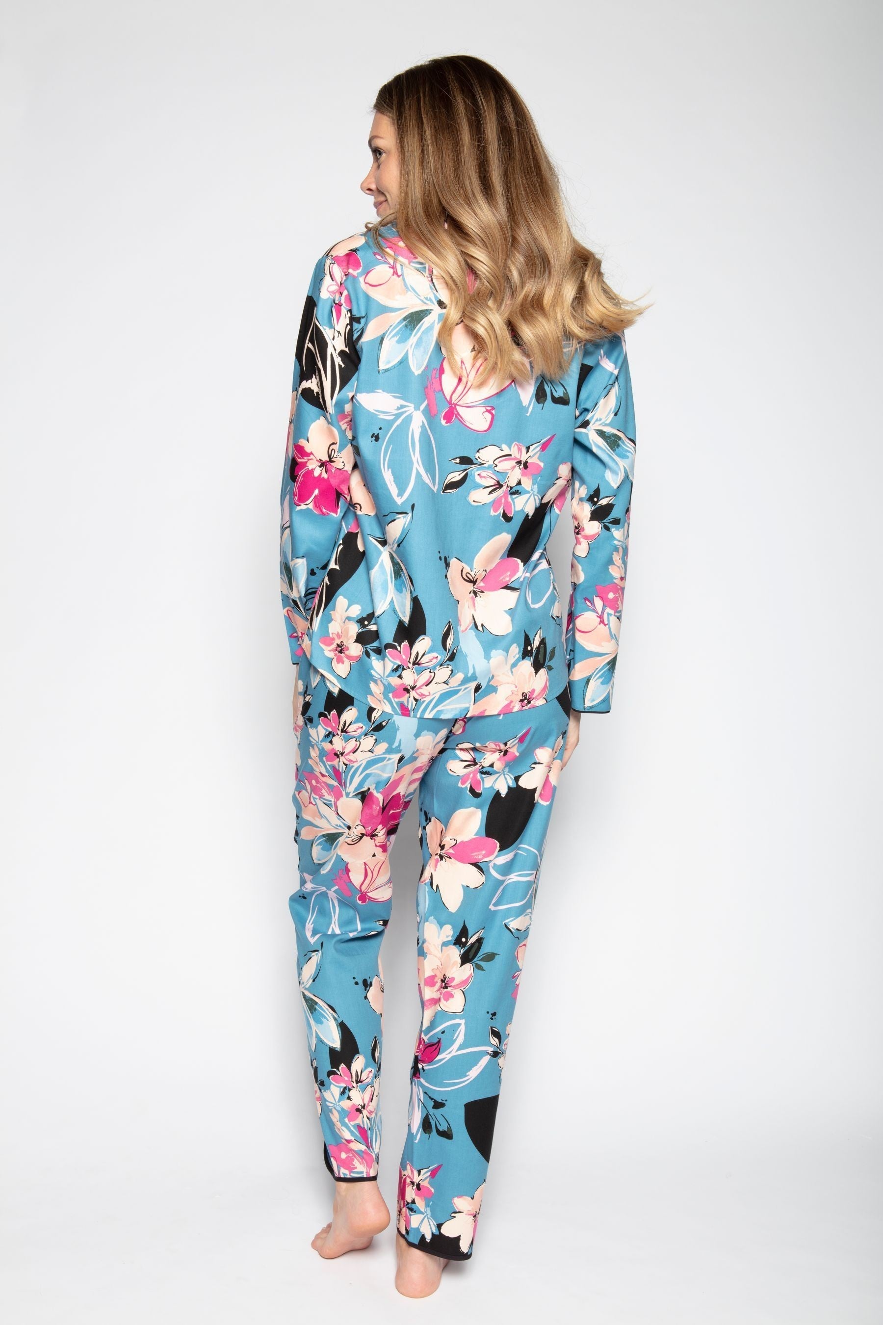 Teal Color Digital Abstract Printed loungewear/Nightsuit For Women With Pants.